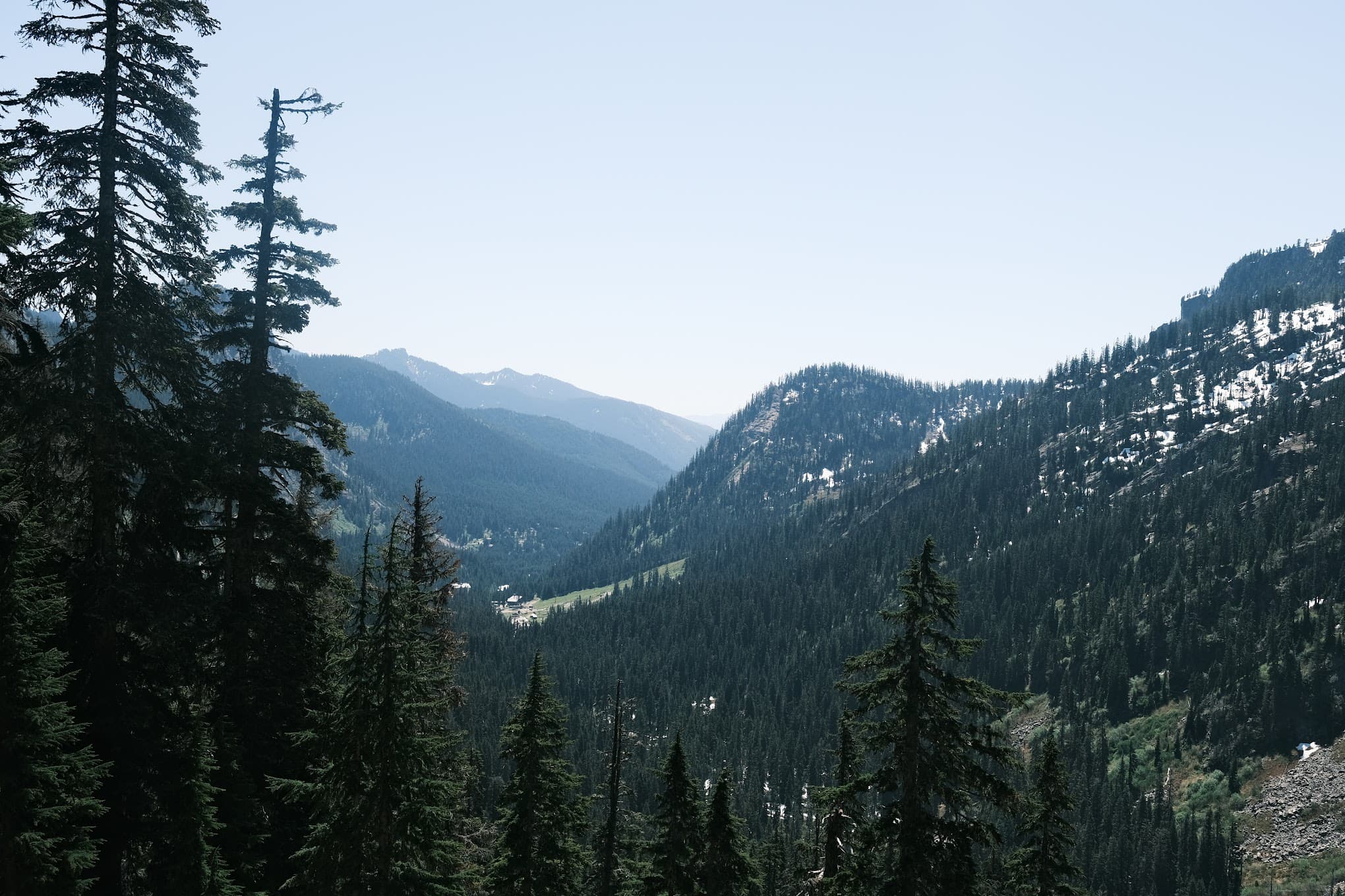 snow lake, snoqualmie pass, usa